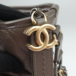Pre-owned Chanel GABRIELLE Brown leather A93824 shoulderbag | stylenewstar