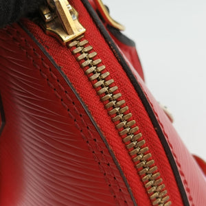 Pre-owned Louis Vuitton Alma BB Red EPI M53513 shoulderbag | stylenewstar