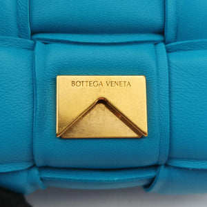 Pre-owned Bottega Veneta candy cassette Blue Leather shoulderbag | stylenewstar