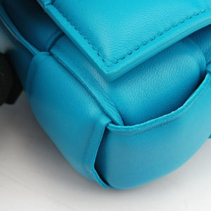 Pre-owned Bottega Veneta candy cassette Blue Leather shoulderbag | stylenewstar