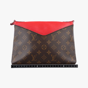 Pre-owned Louis Vuitton SAINT MICHEL Brown×COQUELICOT Monogram Canvas×epi M44031 shoulderbag | stylenewstar
