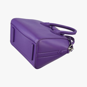 Secondhand Givenchy Antigona Purple Leather shoulderbag | stylenewstar