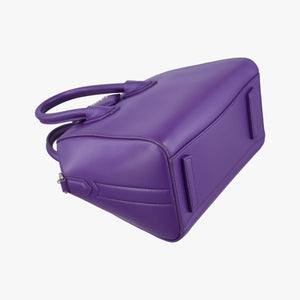 Secondhand Givenchy Antigona Purple Leather shoulderbag | stylenewstar