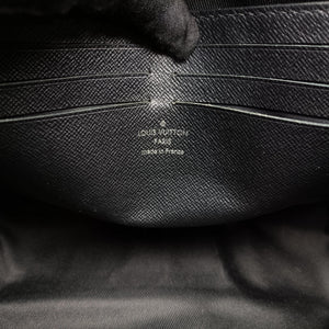Pre-owned Louis Vuitton Pochette Voyage MM Black x Silver Monogram Split M63039 clutchbag | stylenewstar