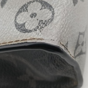 Pre-owned Louis Vuitton Pochette Voyage MM Black x Silver Monogram Split M63039 clutchbag | stylenewstar