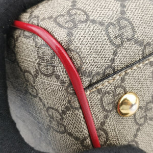 Secondhand Gucci GG SUPREME Heart Embroidered Beige x Multicolour PVC coated canvas×Leather 409529 shoulderbag | stylenewstar