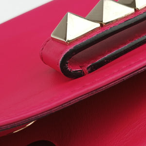 Pre-owned Valentino Rockstud Va Va Voom Rose Leather shoulderbag | stylenewstar