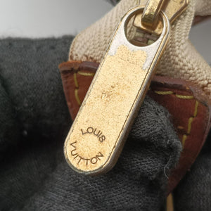 Vintage Louis Vuitton Pochette Accessoires Noir Monogram Multicolor M92648 handbag | stylenewstar