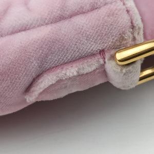 Secondhand Fendi BAGUETTE Pink velour 8BS017 shoulderbag | stylenewstar