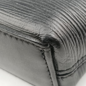 Pre-owned Louis Vuitton PorteDocument noir Epi M50163 handbag | stylenewstar