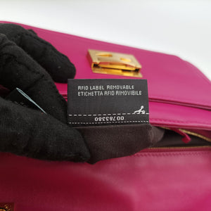 Vintage Fendi Be Baguette Rose Leather 8BR677 shoulderbag | stylenewstar