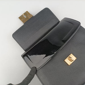 Pre-owned Dolce & Gabbana Greta Black Leather shoulderbag | stylenewstar