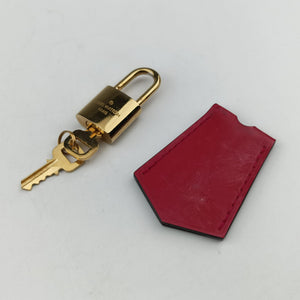 Secondhand Louis Vuitton Alma PM pomme d'amour Vernis M90096 handbag | stylenewstar