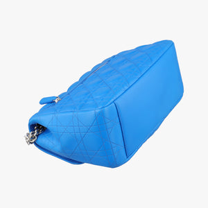 Secondhand Christian Dior Miss Dior Canage Blue lambskin shoulderbag | stylenewstar
