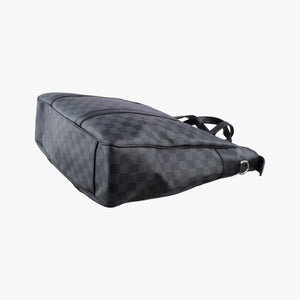 Pre-owned Louis Vuitton Tadao Noir Damier Graphite N51192 shoulderbag | stylenewstar