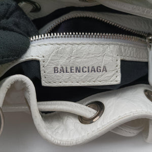 Pre-owned Balenciaga Le Cagole White lambskin shoulderbag | stylenewstar