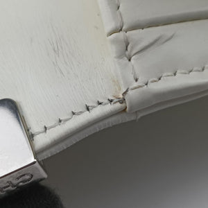 Pre-owned Chanel BOY CHANEL White Enamel A67021 shoulderbag | stylenewstar