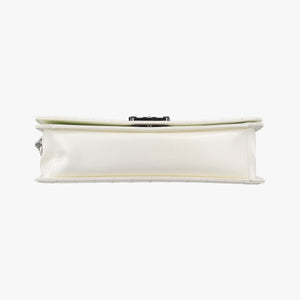 Pre-owned Chanel BOY CHANEL White Enamel A67021 shoulderbag | stylenewstar