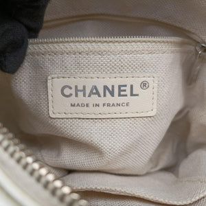 Pre-owned Chanel GABRIELLE White Fabric× Leather A91810 shoulderbag | stylenewstar