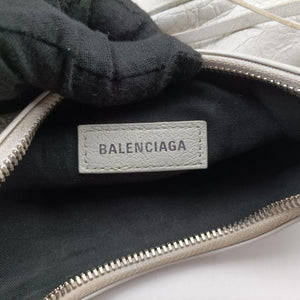 Pre-owned Balenciaga Le Cagole White lambskin shoulderbag | stylenewstar