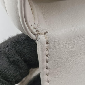 Pre-owned Prada Diagramme White Leather 1BD108 shoulderbag | stylenewstar