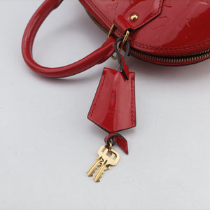 Pre-owned Louis Vuitton Alma BB CERISE Vernis M90174 shoulderbag | stylenewstar