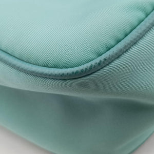 Vintage Prada Re-Edition 2005 Re-Nylon Green nylon 1BH204 shoulderbag | stylenewstar