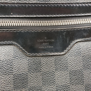 Pre-owned Louis Vuitton DANIEL MM Noir Damier GRAPHITE N58029 shoulderbag | stylenewstar