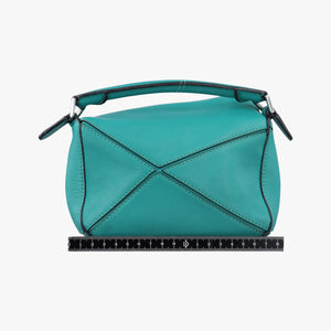 Pre-owned Loewe Puzzle Green Leather shoulderbag | stylenewstar