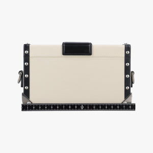 Pre-owned Fendi Trunk White×Black Leather 7VA507 shoulderbag | stylenewstar