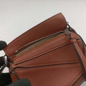 Pre-owned Loewe Puzzle Brown Leather shoulderbag | stylenewstar