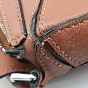 Pre-owned Loewe Puzzle Brown Leather shoulderbag | stylenewstar