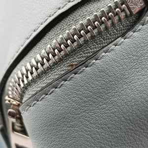 Pre-owned Loewe hammock Blue leather shoulderbag | stylenewstar