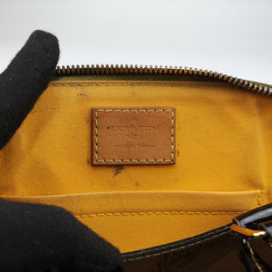 Secondhand Louis Vuitton Alma BB Black Vernis handbag | stylenewstar