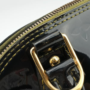 Secondhand Louis Vuitton Alma BB Black Vernis handbag | stylenewstar
