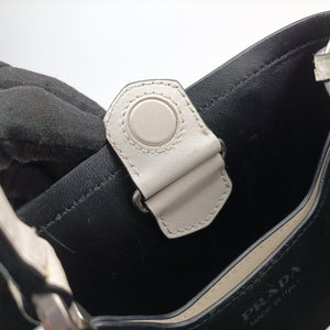 Pre-owned Prada Small Panier White Saffiano leather 1BA217 shoulderbag | stylenewstar