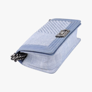 Pre-owned Chanel BOY CHANEL Blue Denim A67086 shoulderbag | stylenewstar