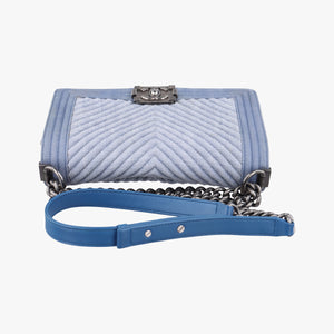 Pre-owned Chanel BOY CHANEL Blue Denim A67086 shoulderbag | stylenewstar