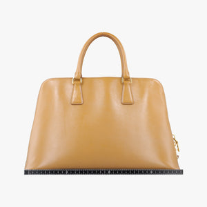 Vintage Prada Promenade Beige Patent SAFFIANO Leather BN2558 handbag | stylenewstar