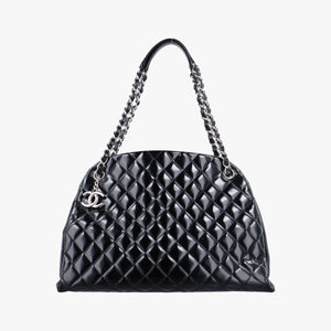 Pre-owned Chanel Mademoiselle Bowling Black Patent leather A50558 shoulderbag | stylenewstar