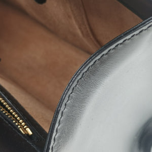 Pre-owned Gucci Sylvie Black Leather 421882 shoulderbag | stylenewstar