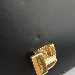 Pre-owned Gucci Sylvie Black Leather 421882 shoulderbag | stylenewstar