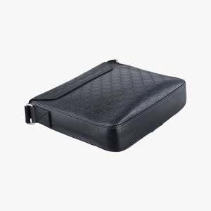 Pre-owned Gucci GG Plus GG Supreme Black Leather 406368 shoulderbag | stylenewstar