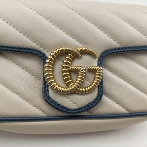 Pre-owned Gucci GG Marmont White×navy Leather 574969 shoulderbag | stylenewstar