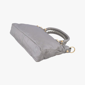 Pre-owned Balenciaga Giant City Grey lambskin shoulderbag | stylenewstar