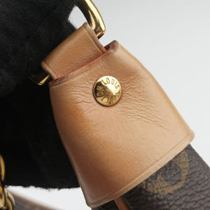 Secondhand Louis Vuitton LOOP Brown×Beige Monogram Canvas M81098 shoulderbag | stylenewstar
