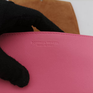 Pre-owned Bottega Veneta Cassette Pink lambskin shoulderbag | stylenewstar
