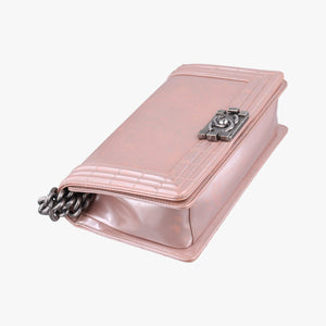 Secondhand Chanel BOY CHANEL Pink Patent A67018 shoulderbag | stylenewstar