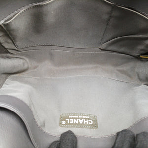 Pre-owned Chanel BOY CHANEL Grey leather A67948 shoulderbag | stylenewstar