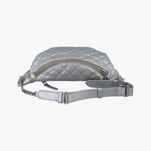Pre-owned Chanel Matelasse Silver Leather A94102 bum bag/waist bag | stylenewstar
